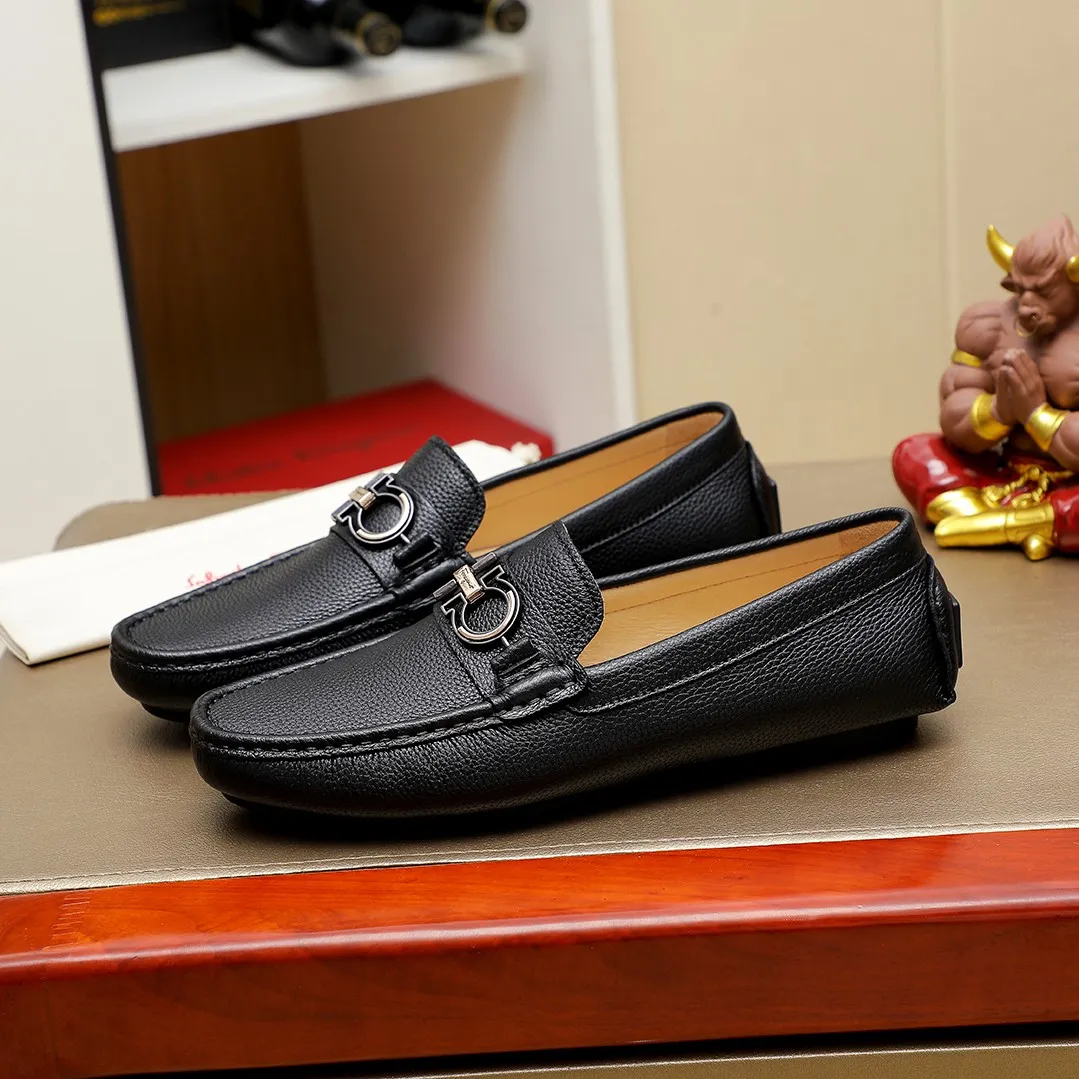 Men's shoes 💰360 🕷🕷【Ferragamo】Ferragamo Popular fashionable casual slip-on shoes🇨🇳Official website counter 1:1 production, original mold opening💯Good quality visible, imported high-end first-layer calfskin, luxurious pigskin lining🌿Very clear texture, high-quality waterproof, non-slip and wear-resistant outsole🎋High quality and low price, truly handmade🍓Color, code number 38-45